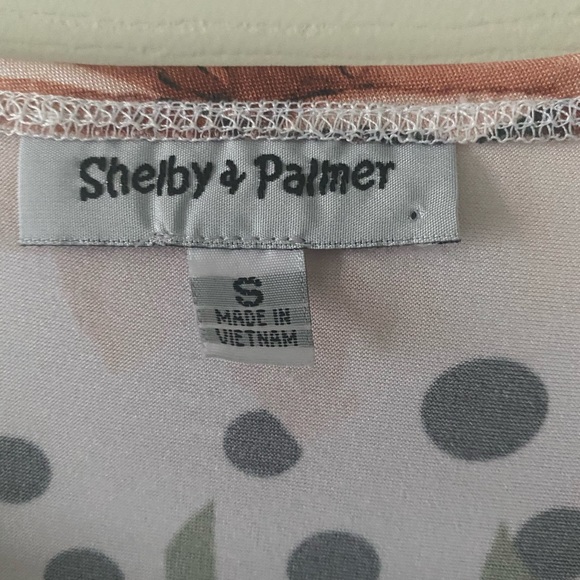 polka dot midi dress with flowers - Picture 3 of 4